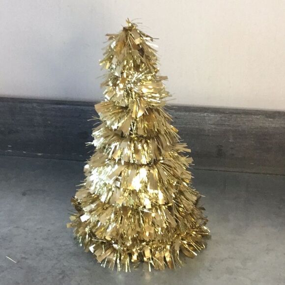 Gold Christmas tree cone - Picture 1 of 5